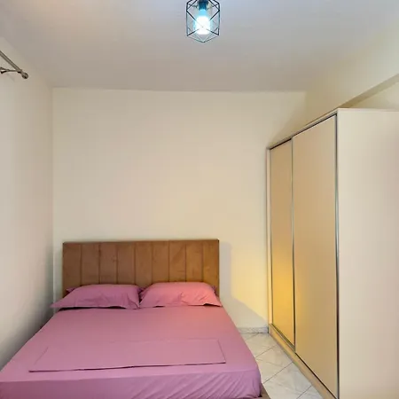 Durres Beach Apartment Apartment *